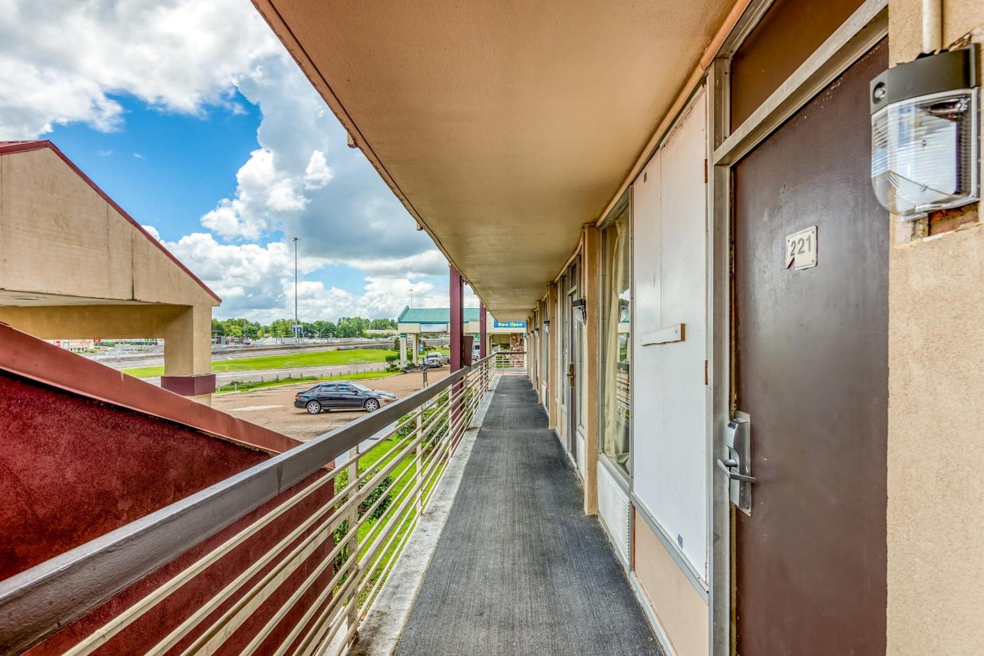 Oyo Hotel Jackson North I-55 Экстерьер фото