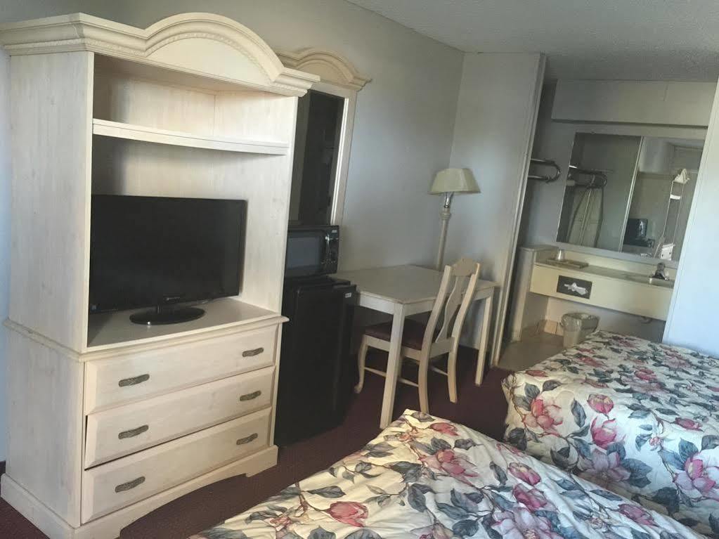 Oyo Hotel Jackson North I-55 Экстерьер фото
